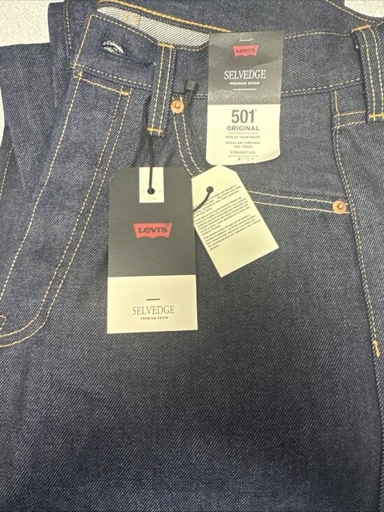 New Levi's Premium Men's 30x32 501 Original Selvedge Jeans Hudson Dar Wash - Picture 6 of 7